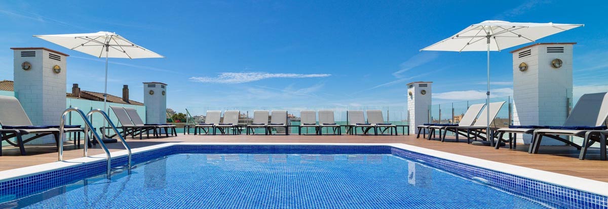 Plunge pool at H10 Delfin Hotel