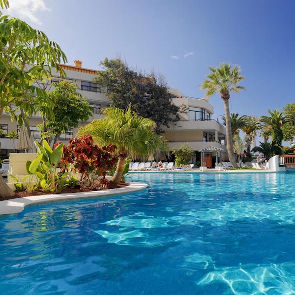 H10 Conquistador: pool view
