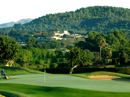 Pula Golf is on site